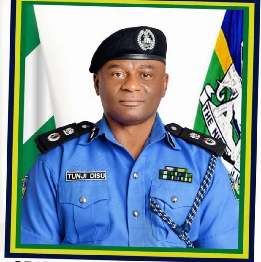 BREAKING: Residents Hails Rivers CP As Special Monitoring Team Arrest Policemen Guarding Suspected Land Grabbers Along Obiri-Ikwerre