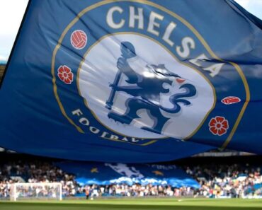 Chelsea “intentions are to sell” £300k a week winger who wants to stay – conflict could be incoming